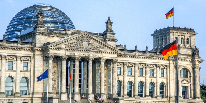 Gebäude des Deutschen Bundestags, Thumbnail für die Branche Public Sector